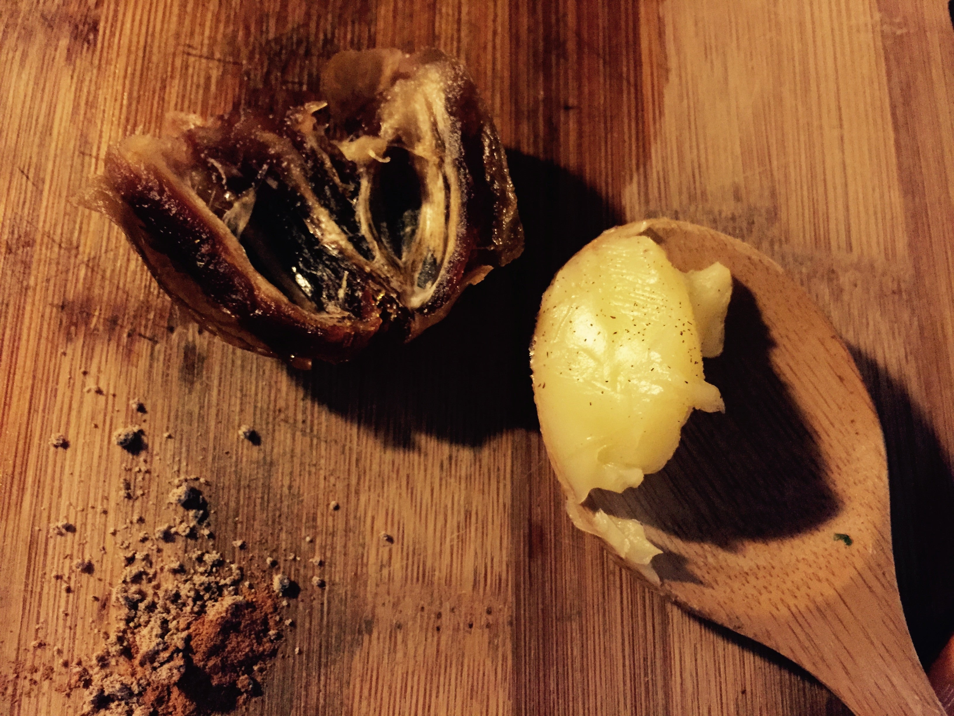 Dates + HANAH Vechur Ghee