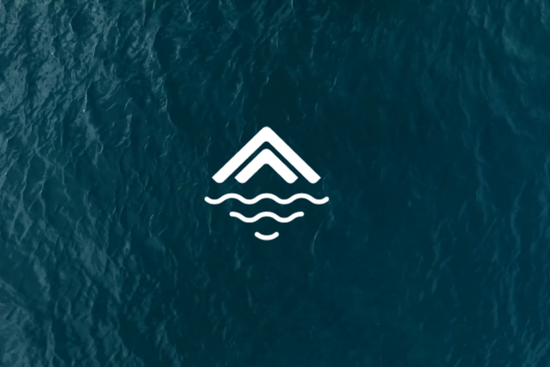 Observations from an alcohol-free tonic bar at Summit at Sea