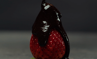 HANAH ONE Chocolate Covered Strawberries