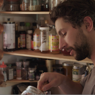 HANAH Hero, Alex Yoder walks us through his HANAH ONE and nut butter recipe snack