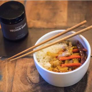 HANAH Fan Kurtis Jackson put together a lovely chicken stir fry using our Vechur Ghee. Check it out today!